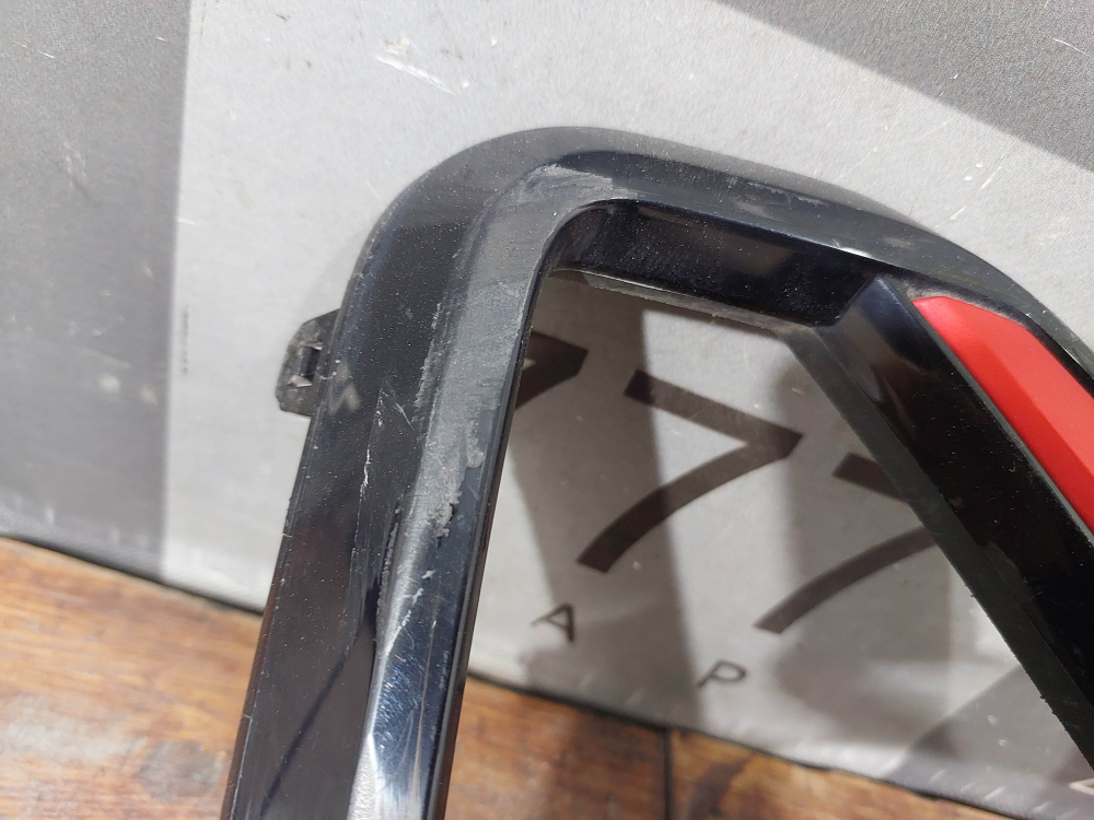 Накладка переднего бампера левая Changan CS35PLUS 21-нв Б/У Оригинал S111F2713012700