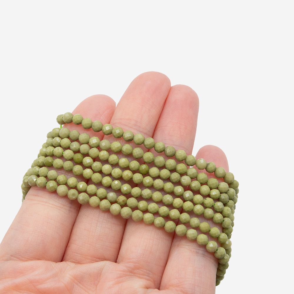 Зеленый алашаньский агат натуральный, 3,5мм, шар, микроогранка