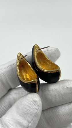 Серьги в виде капли