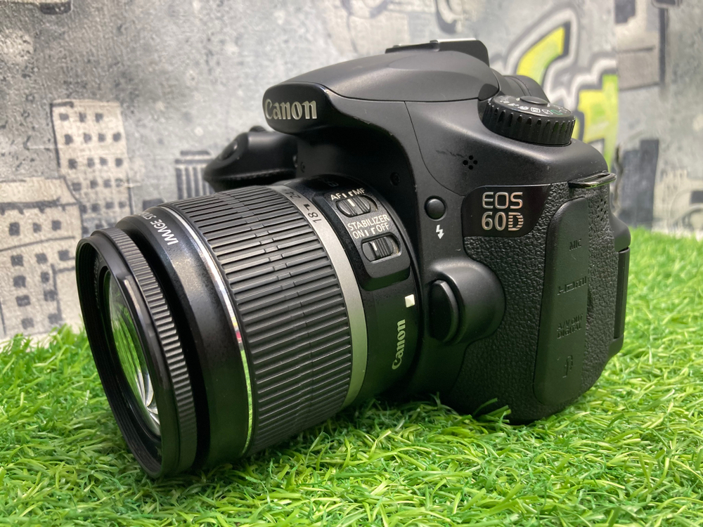 Canon 60D kit 18-55mm IS II 25.000 кадров