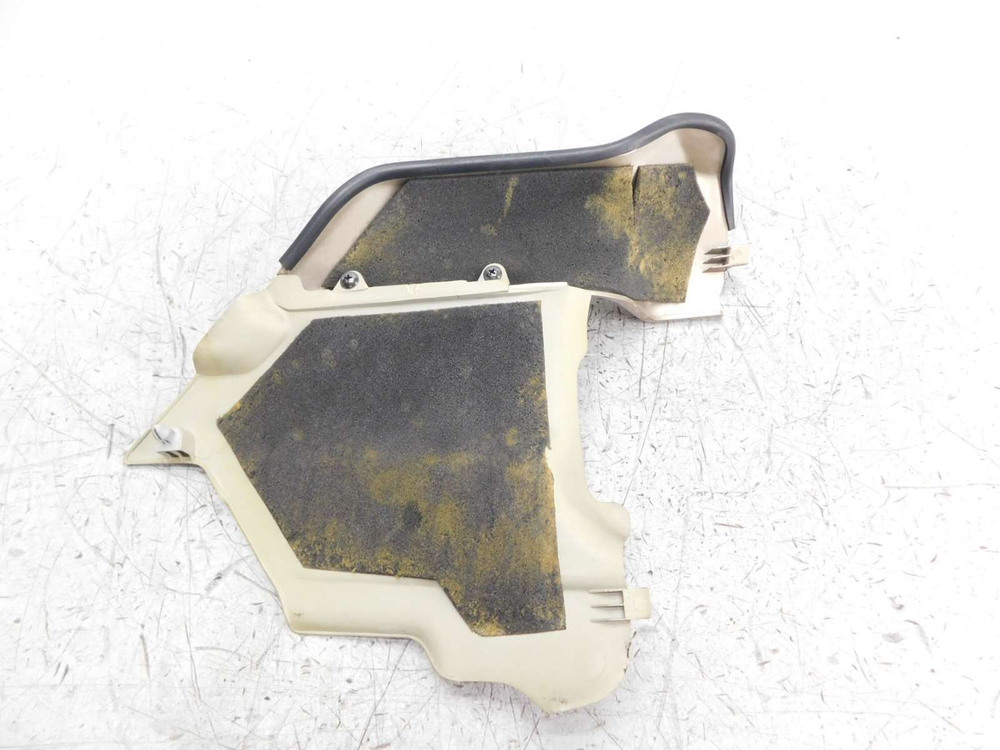 Пластик левый Honda GL1500 Gold Wing 1HFSC22