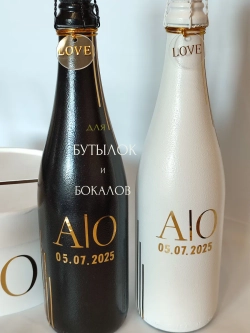 Наклейки свадебные на бутылки и бокалы цифры инициалы "D"