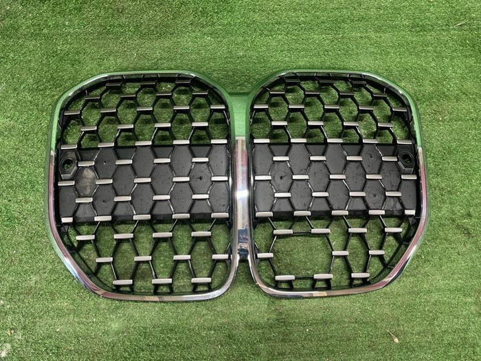 Решетка радиатора BMW 4er G22 (2020-н.в.)