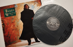 Винтажная виниловая пластинка LP Barry White The Man Is Back (Germany 1989)