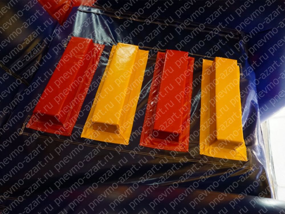 Батут с горкой