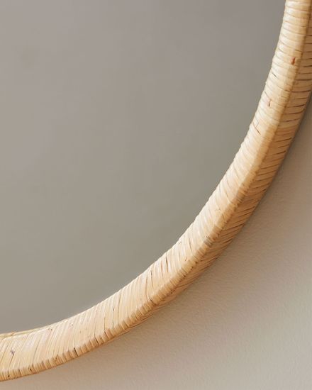 Зеркало в раме из ротанга “Леола”