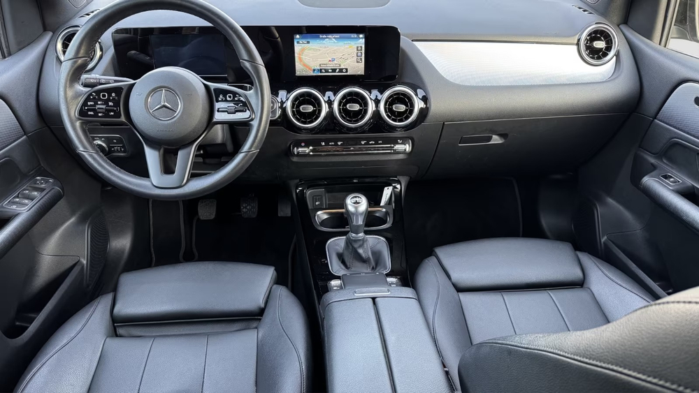 Mercedes-Benz B 200