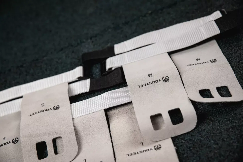 Накладки на ладони, S, квадр. отв.