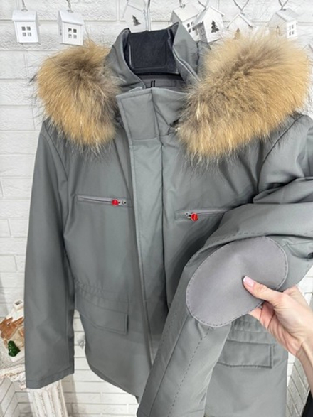 Пуховик Kiton