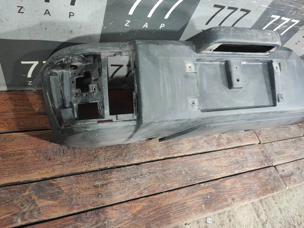 Бампер задний Tank 300 20-нв Б/У Оригинал 2804119XKM01A