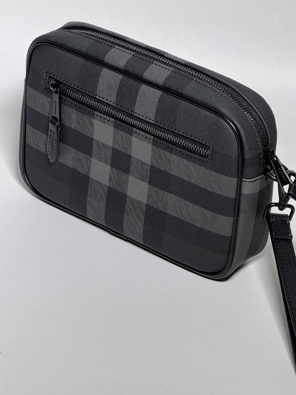 Клатч Burberry