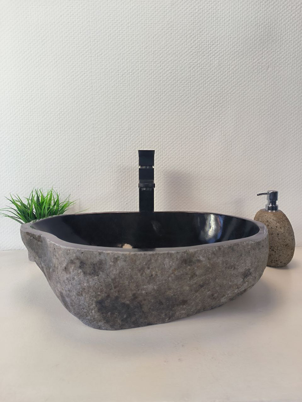Раковина из речного камня RS-65606 54*38*15 из натурального камня