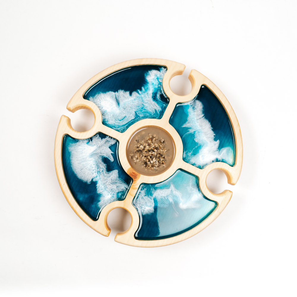 Винный столик со складывающимися ножками из Сибирского Кедра VN10