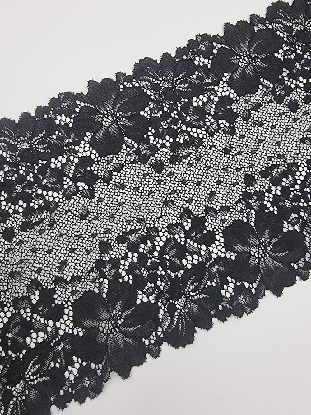 Кружево эластичное черное КС27 (17 см)