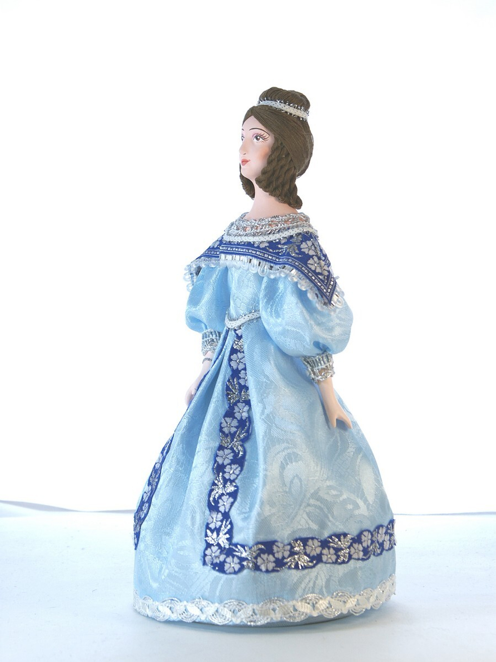 Кукла коллекционная Дама в бальном платье с веером 19 века