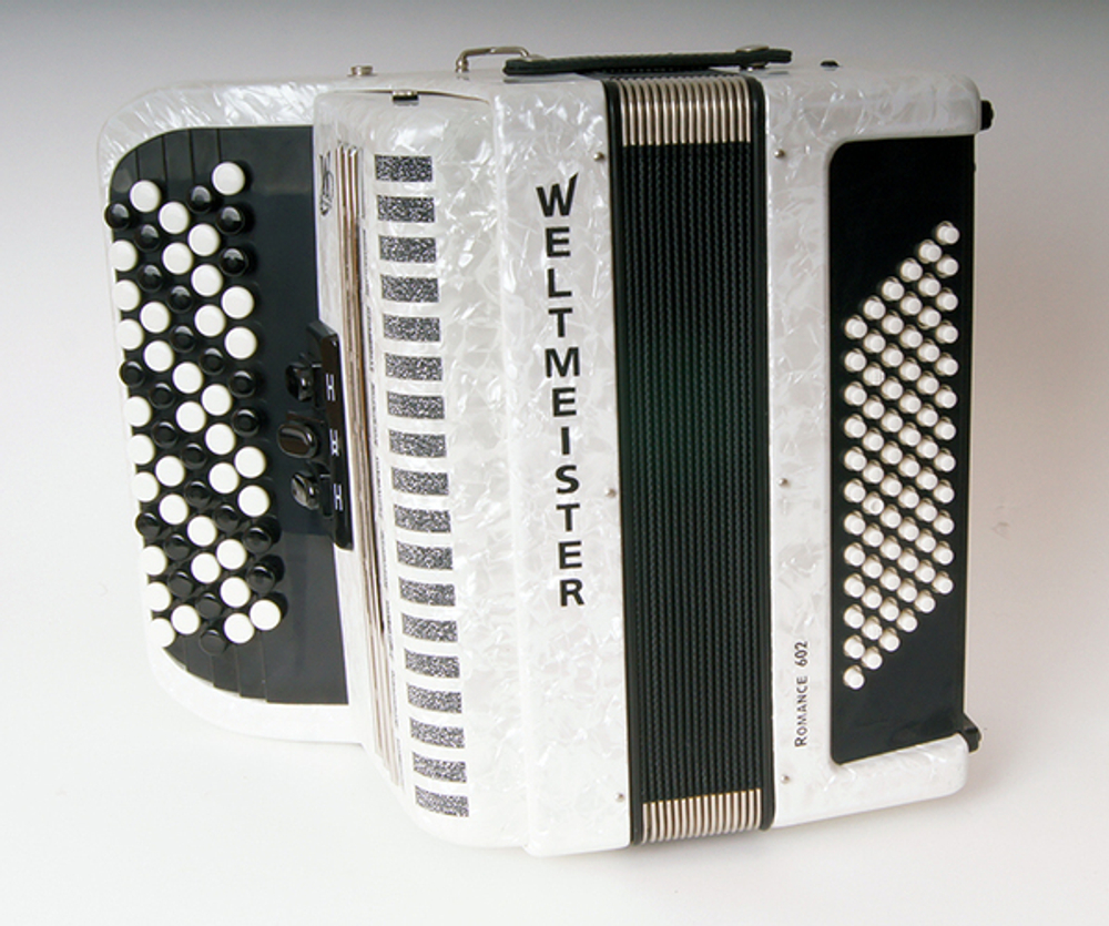 Баян Weltmeister Romance 602-II-72/60-WH
