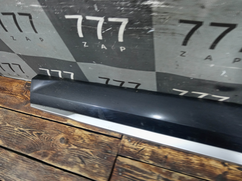 Накладка двери передней правой Geely Monjaro 21-нв Б/У Оригинал 6073136000