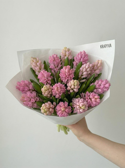 Букет с первоцветами в Москве