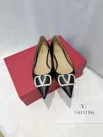 Valentino Vlogo Ballet Flat