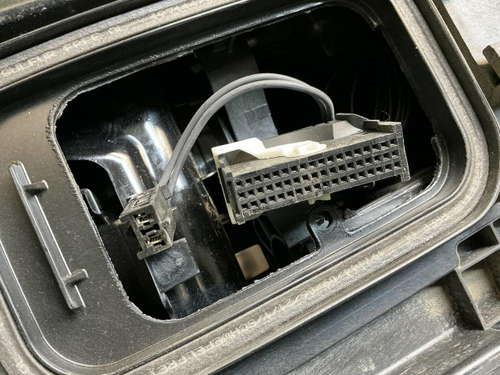 Фара правая Mercedes GLE V167 (2018-2024) LED