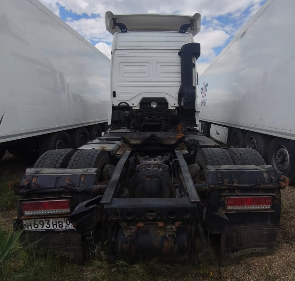 КамАЗ 5490 4x2 Седельный тягач 5490-DC (Дизель/Газ, 12,0 л, 401 л.с., МТ)