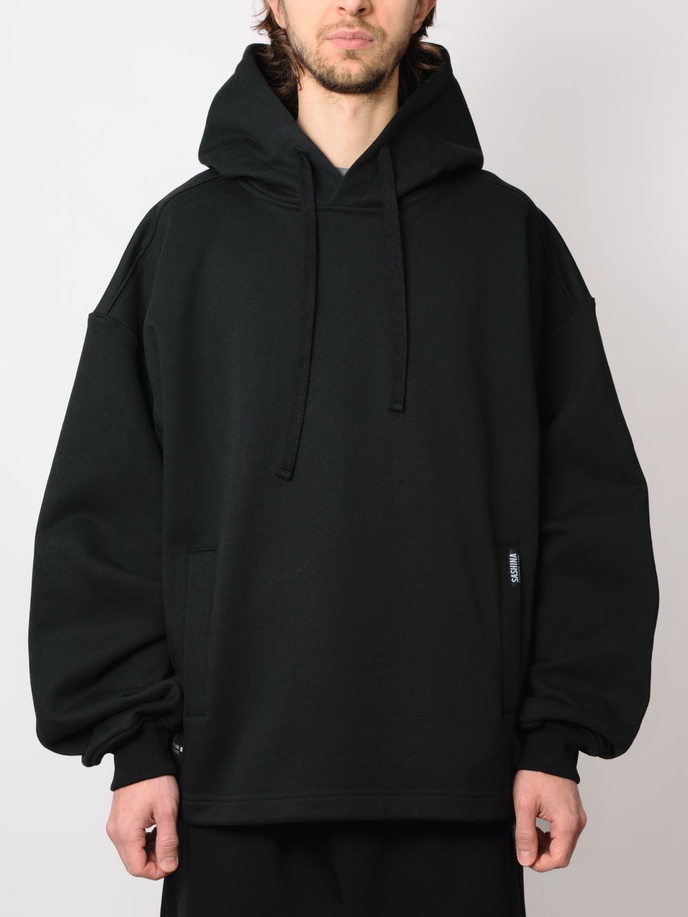 Худи Sashina Tong черное