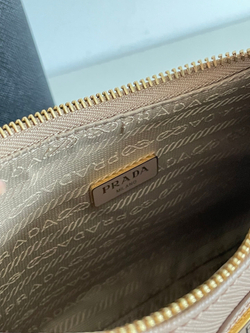 Prada Re-Edition 2005 Saffiano Bag
