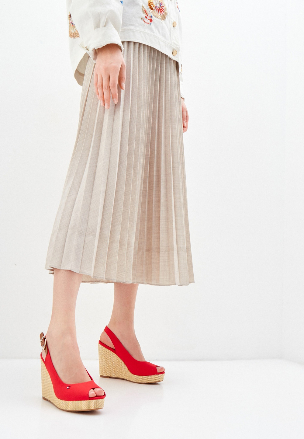 Босоножки женские TOMMY HILFIGER ICONIC ELENA SLING BACK WEDGE