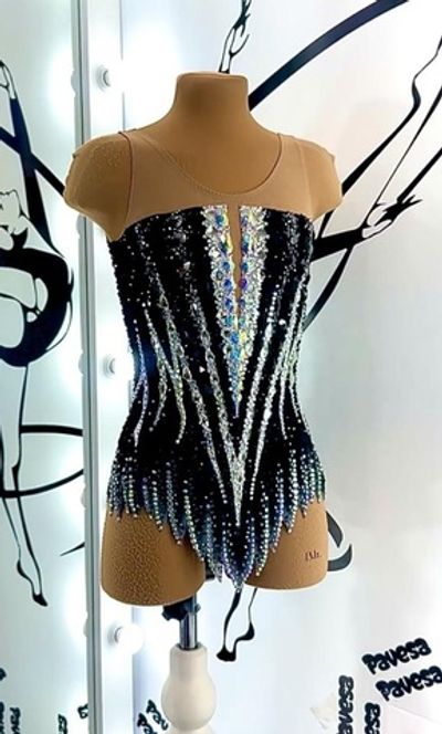 Leotard for rhythmic gymnastics
