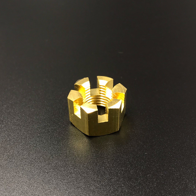 Гайка крепления гребного винта Yamaha 20-30, F20-45 (90171-14013) (Osaka)