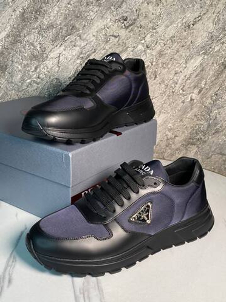 Кроссовки Prada