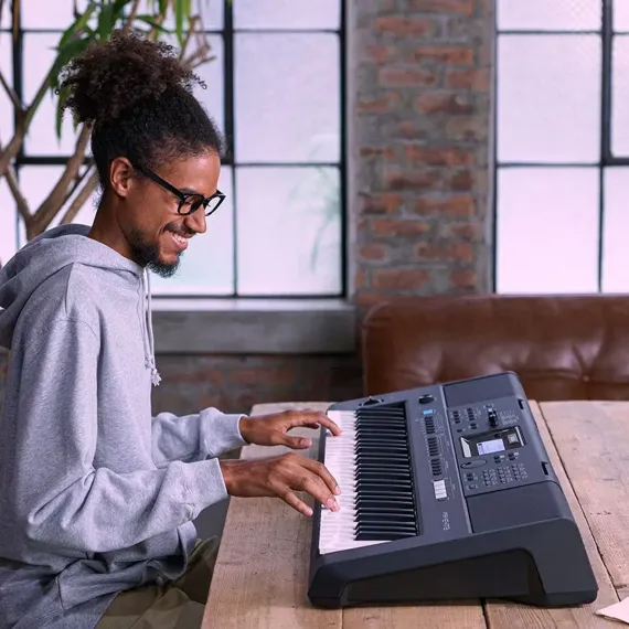 Yamaha PSR-E473 Black