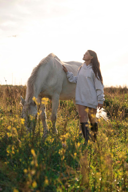 Худи из футера с начесом в сером цвете