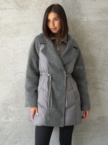Серый комбинированный пуховик-пальто на кулиске