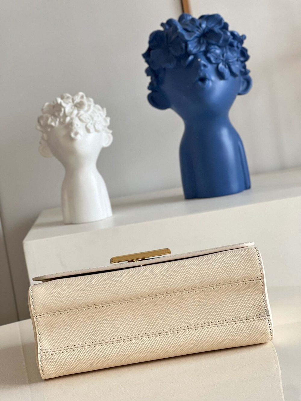 Louis Vuitton Twist MM