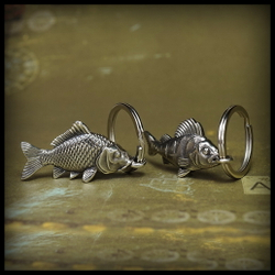 Брелоки для ключей "Карп + Окунь" пара , мельхиор