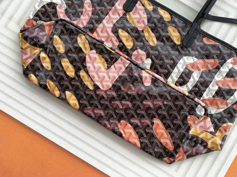 Goyard Saint Louis PM Bag