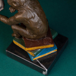 Кабинетная скульптура в стиле Венской бронзы «Теория эволюции Дарвина»