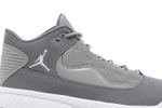 Кроссовки Jordan Max Aura 2