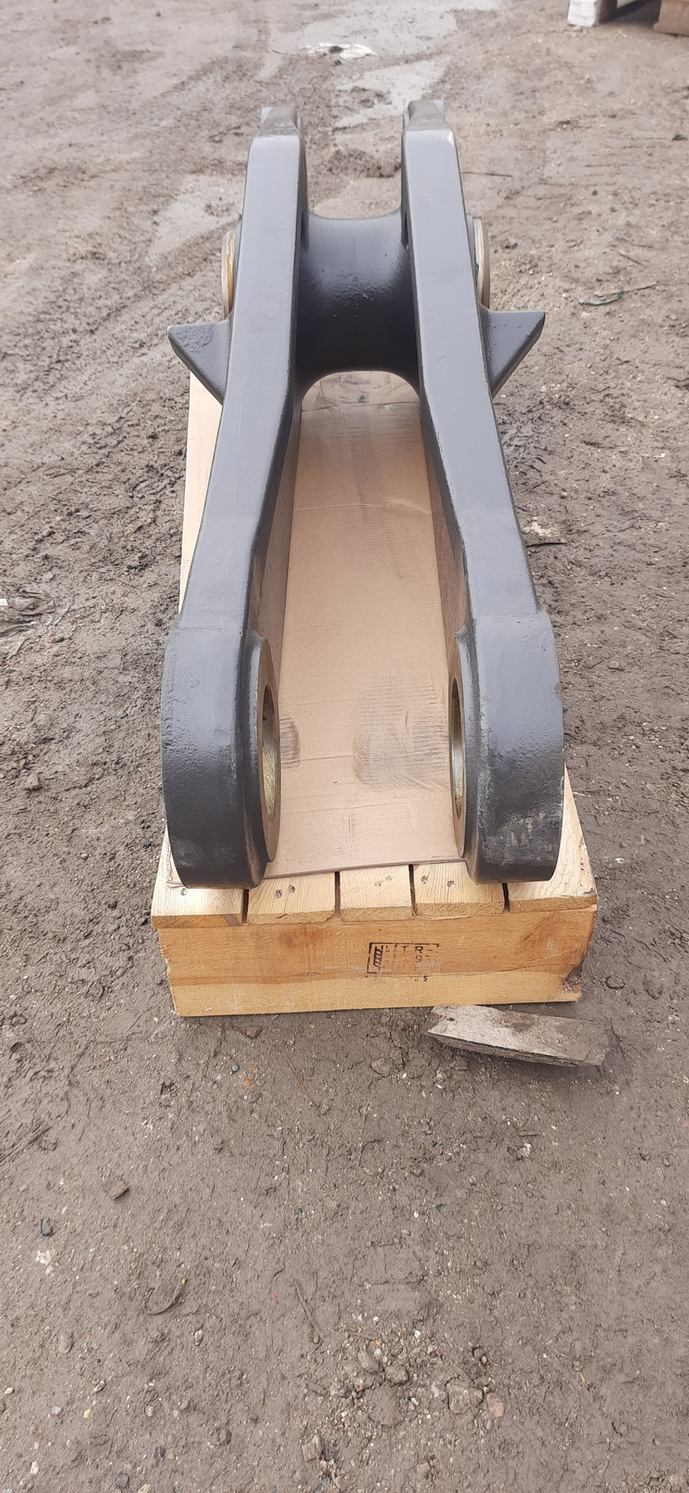 Тяга центральная 15011245