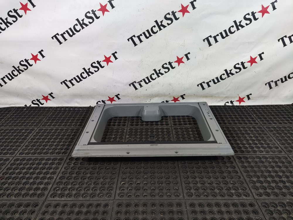 Накладка люка внутренняя