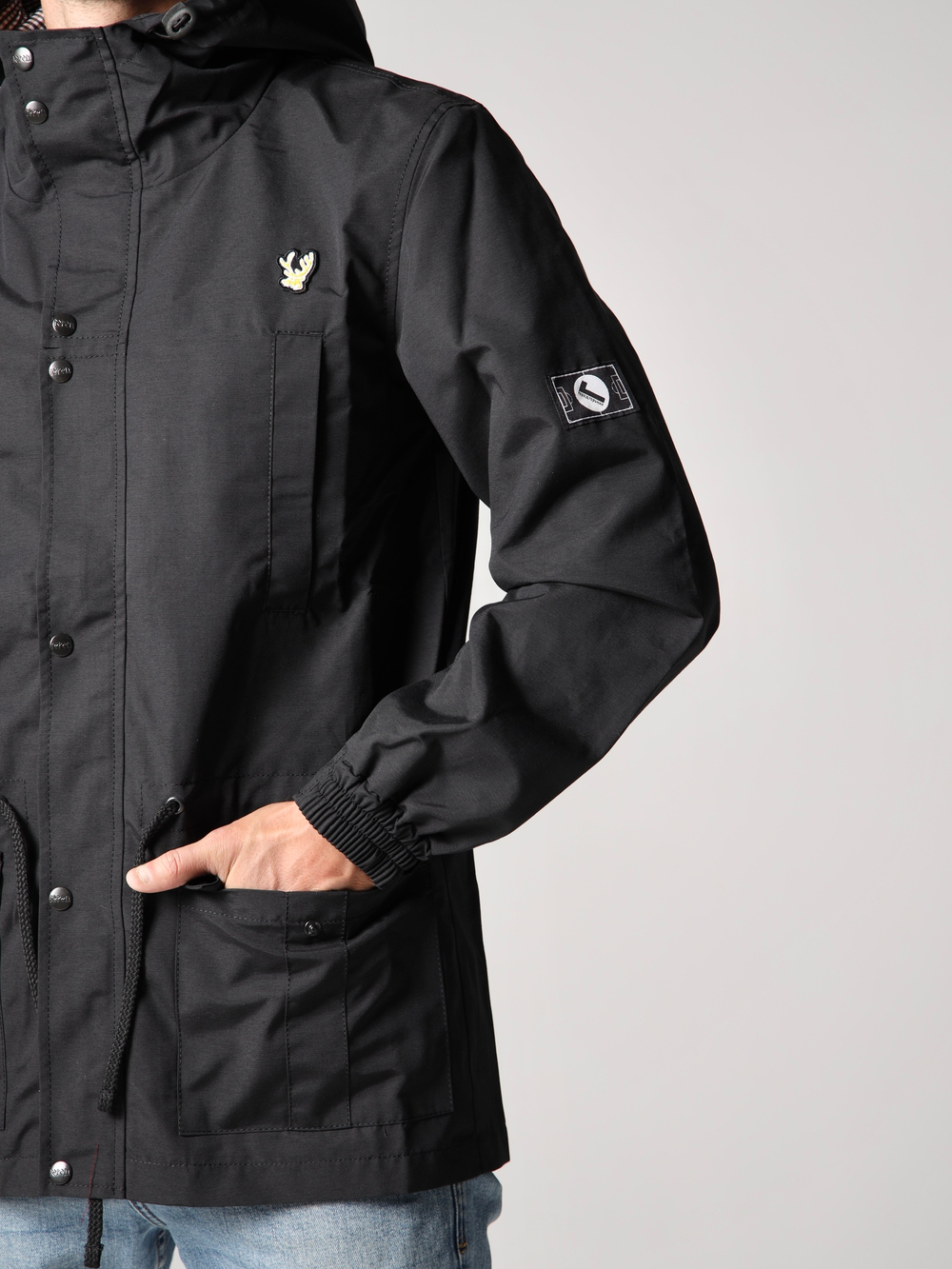 Парка мужская осень осенняя Город Горький черная желтый олень вышивка