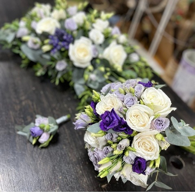 Букет невесты, бутоньерка и композиция на президиум