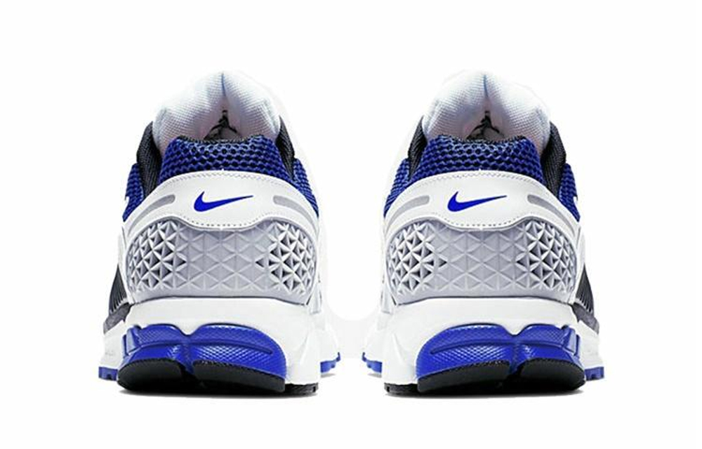 Кроссовки Nike Air Zoom Vomero 5