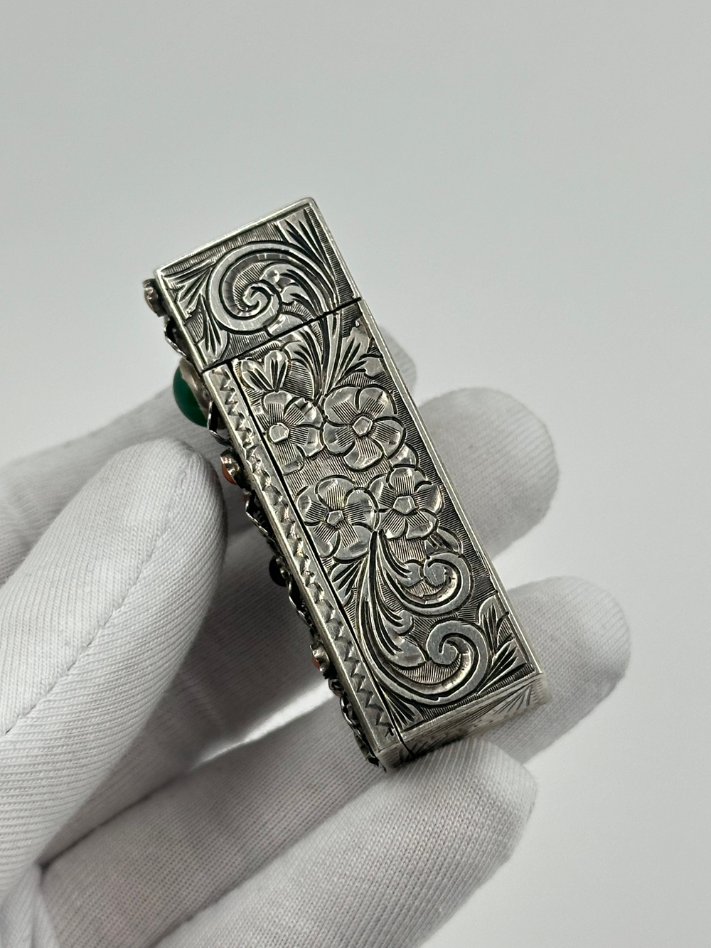 Серебряный футляр для помады