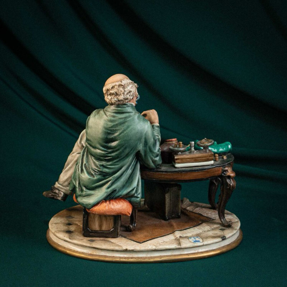 Винтаж: Фарфоровая мануфактура Capodimonte «Ювелир»