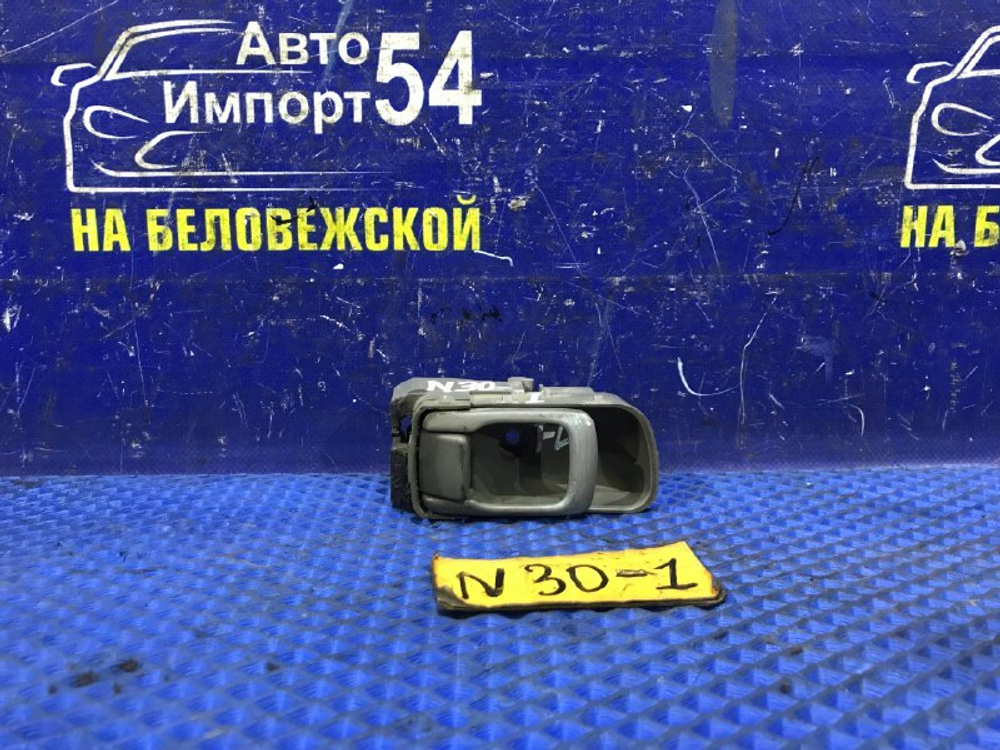 Ручка двери передней левой салонная NISSAN R’NESSA 1999