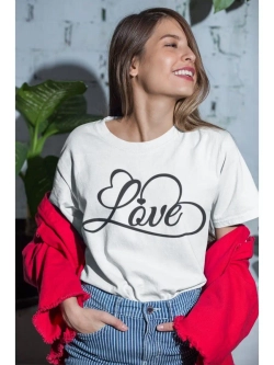 Футболка с сердцем