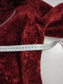 Пальто красивое 48 размер