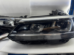 Оригинальная правая LED фара Volkswagen Passat